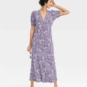 A New Day Crepe puff short sleeve navy blue floral dress